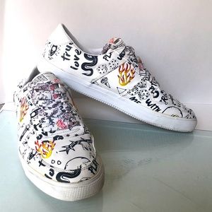 Zara Man all over graffiti printed sneakers EU44